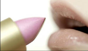 nontoxic_natural_beauty_cosmetics_makeup.jpg